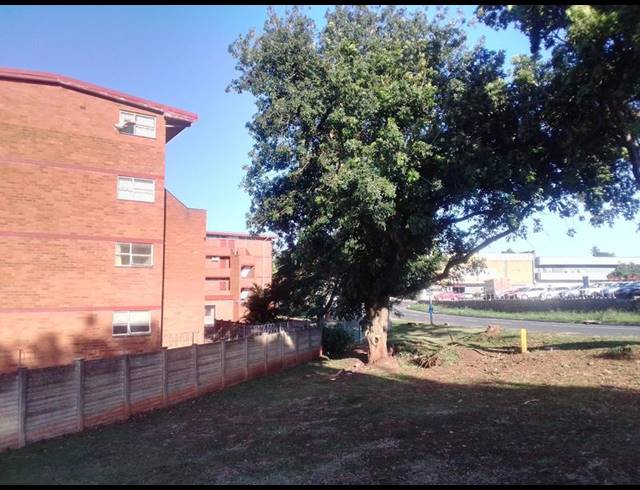 2 BEDROOM APARTMENT FOR SALE IN EMPANGENI CENTRAL
